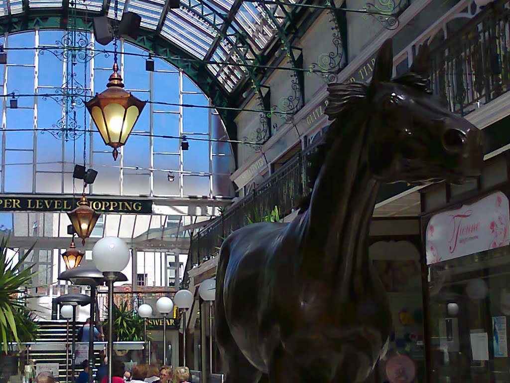 Red Rum Statue Wayfarers Arcade Southport