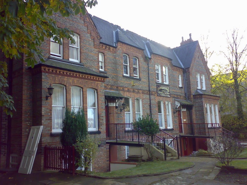 Lynwood Lodge, Sale