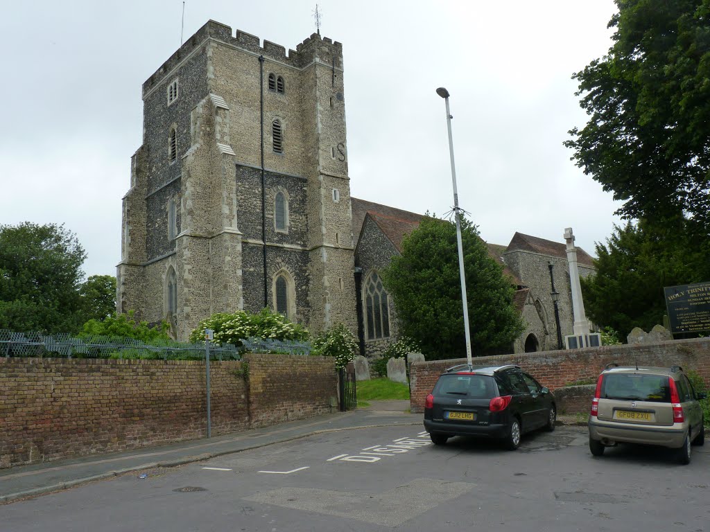 Church of Holy Trinity - Milton Regis