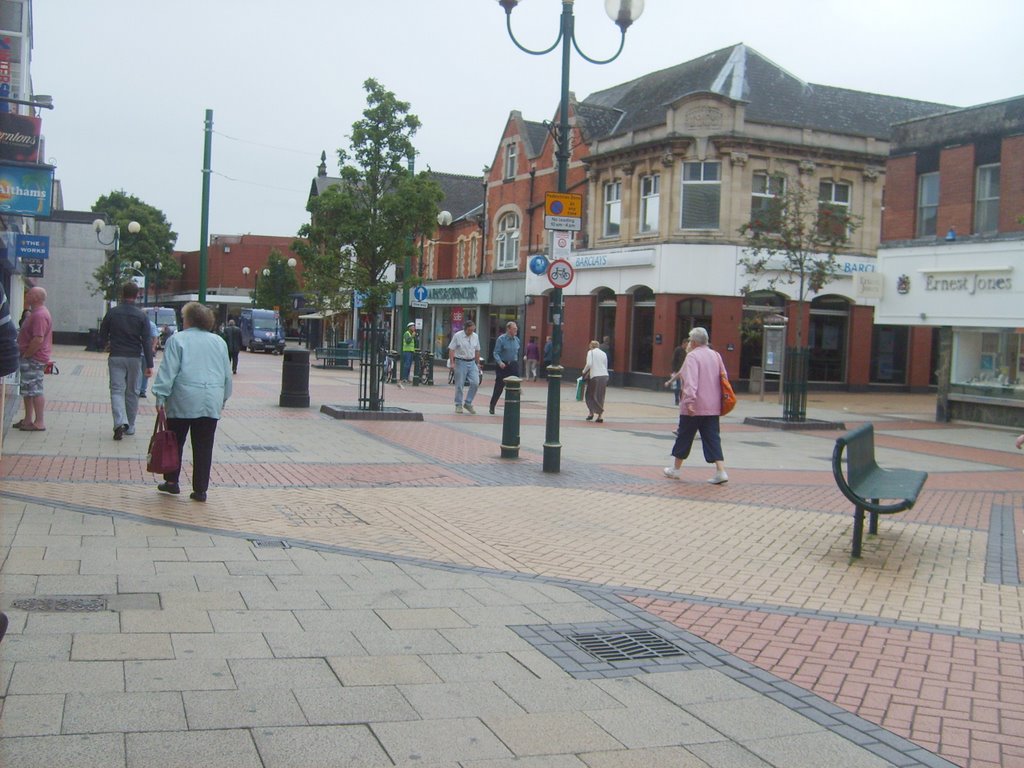 High Street 4-8-2008