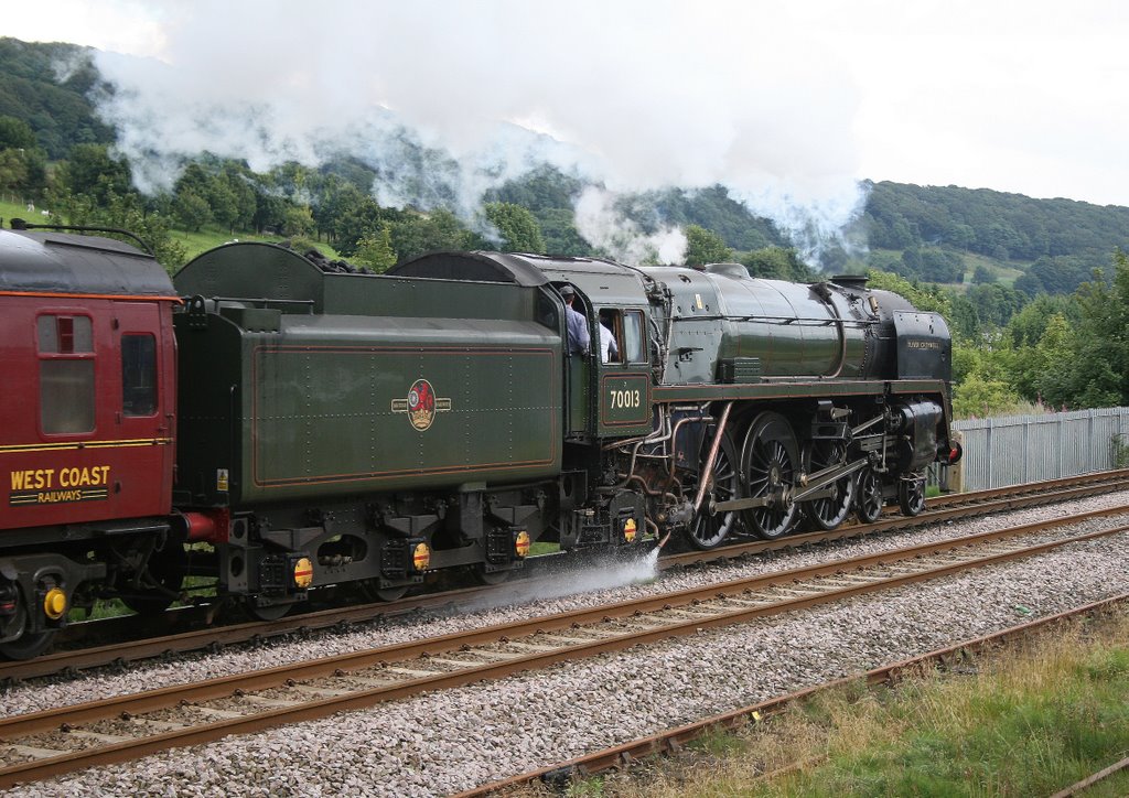 BR Standard Class 7P 4-6-0 No.70013 OLIVER CROMWELL at Seamer Road Scarborough