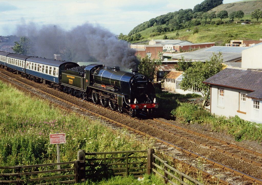 Ex Southern King Arthur Class No.777 SIR LAMIEL at Mere Bridge.Scarborough