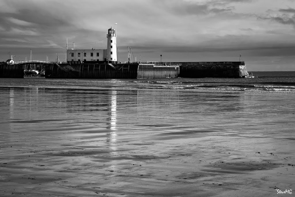 Scarborough Pier Light