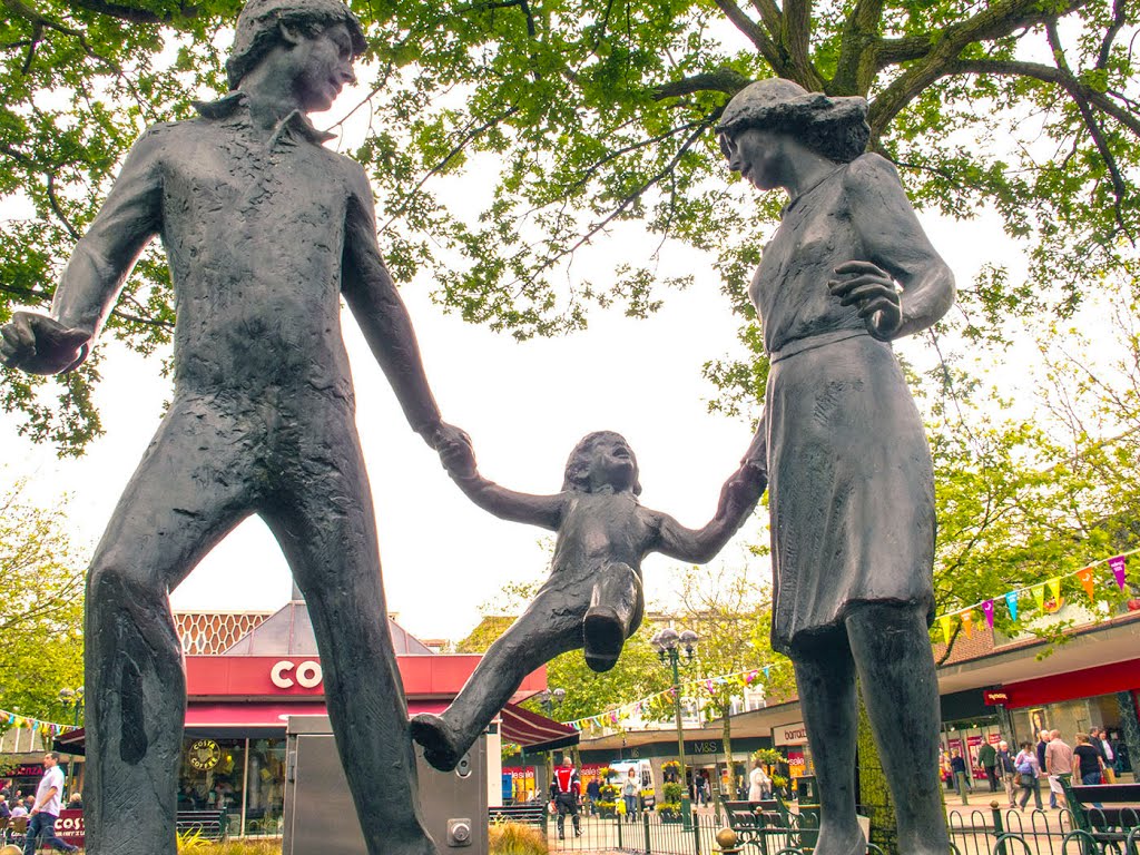 SOLIHULL. THE FAMILY