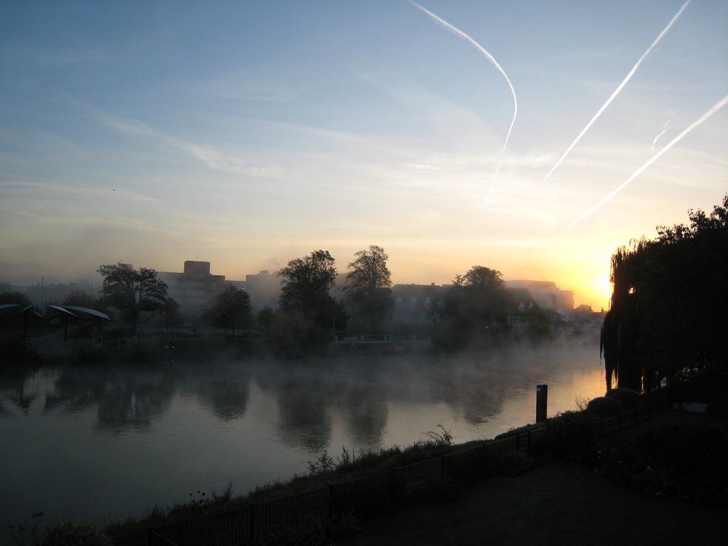 Themse im Nebel