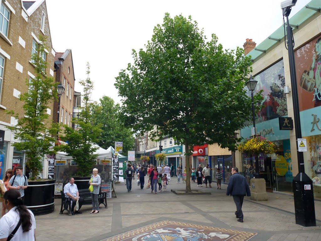 STAINES HIGH STREET