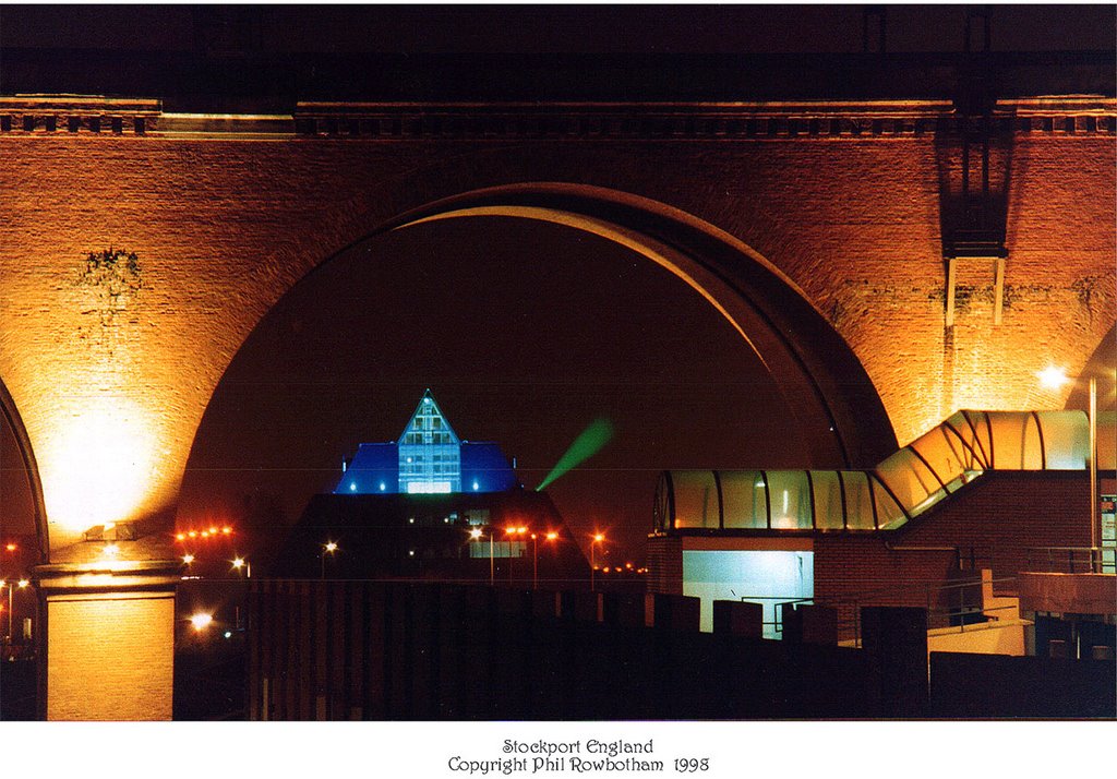 Stockport Viaduct and Pyramid