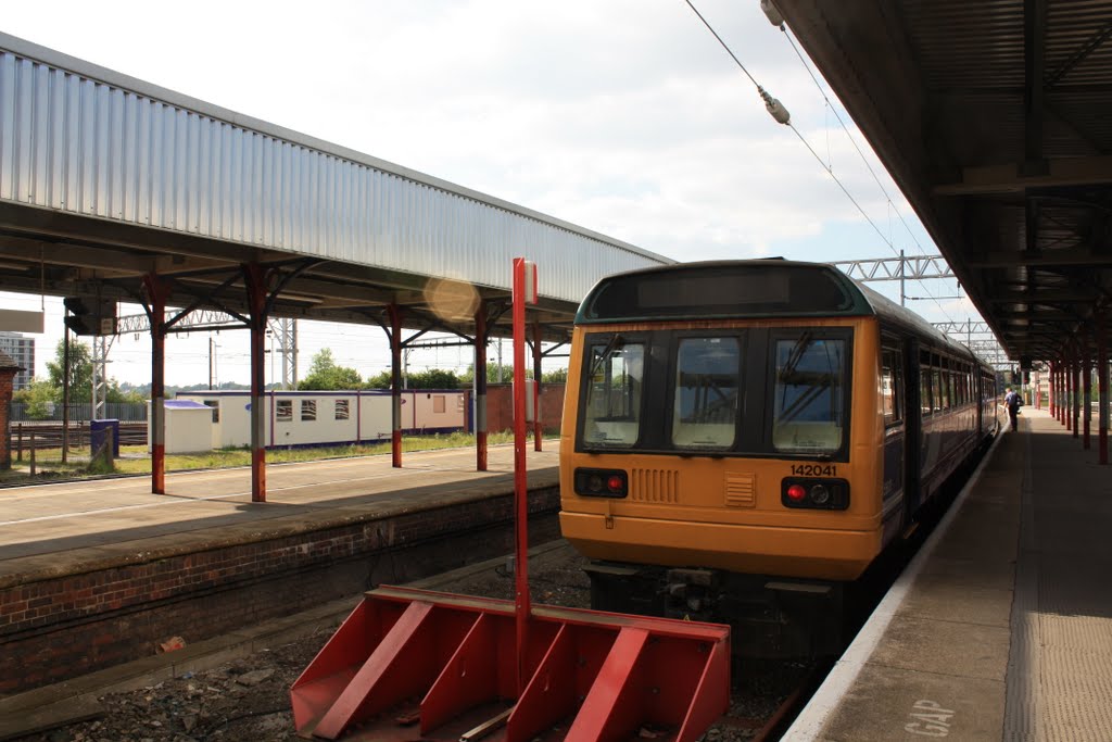 142 in the bay .Stockport Railway Station