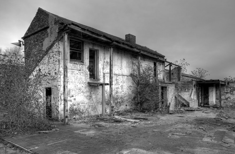 Derelict Building off Canal Street, Stourbridge