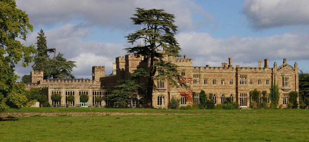 Hampton Court, Herefordshire. October 2006.