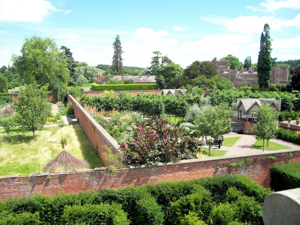 Hampton Court Gardens