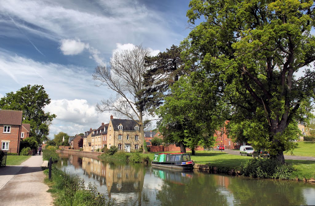 Summer on Stroudwater