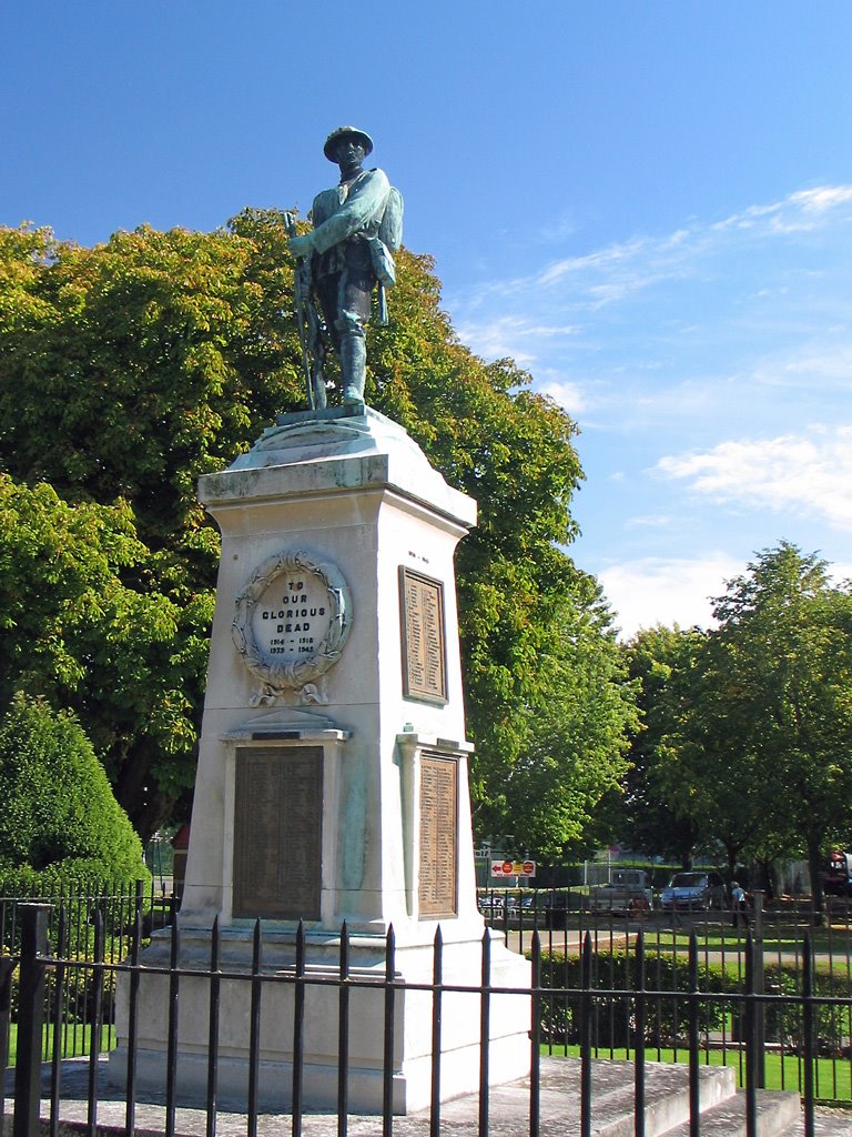 Trowbridge - Town Park - The War Memorial