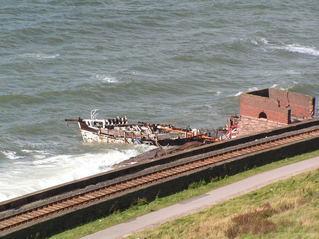 grounded boat 2
