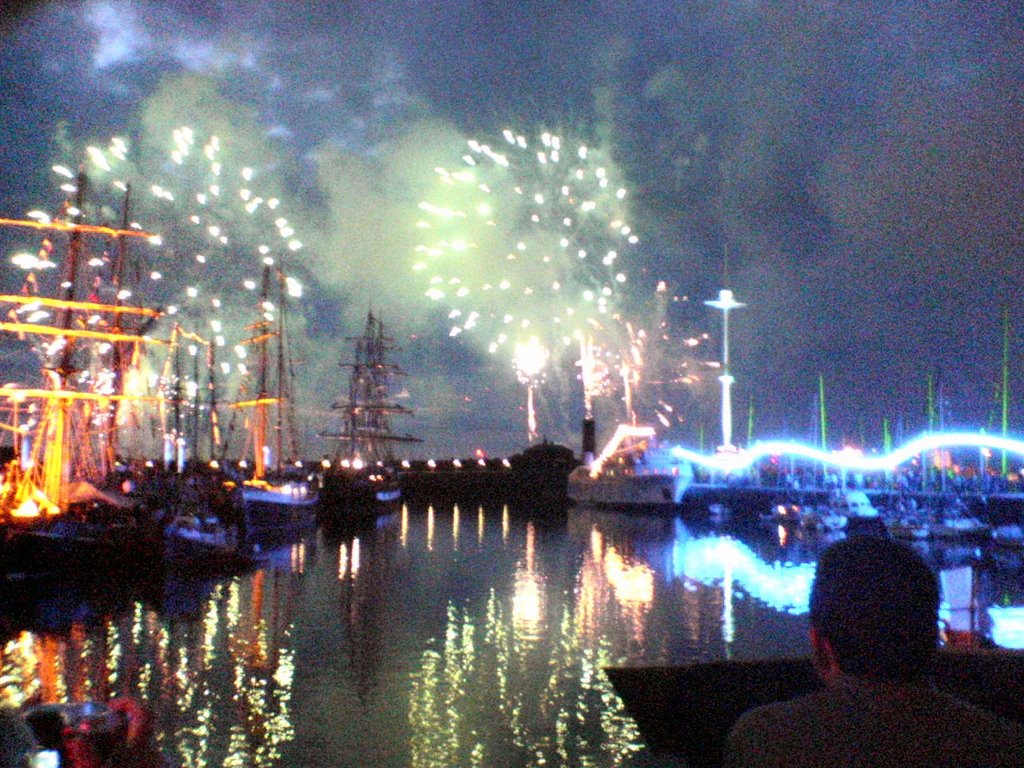 Fireworks at 2005 Maratime Festival
