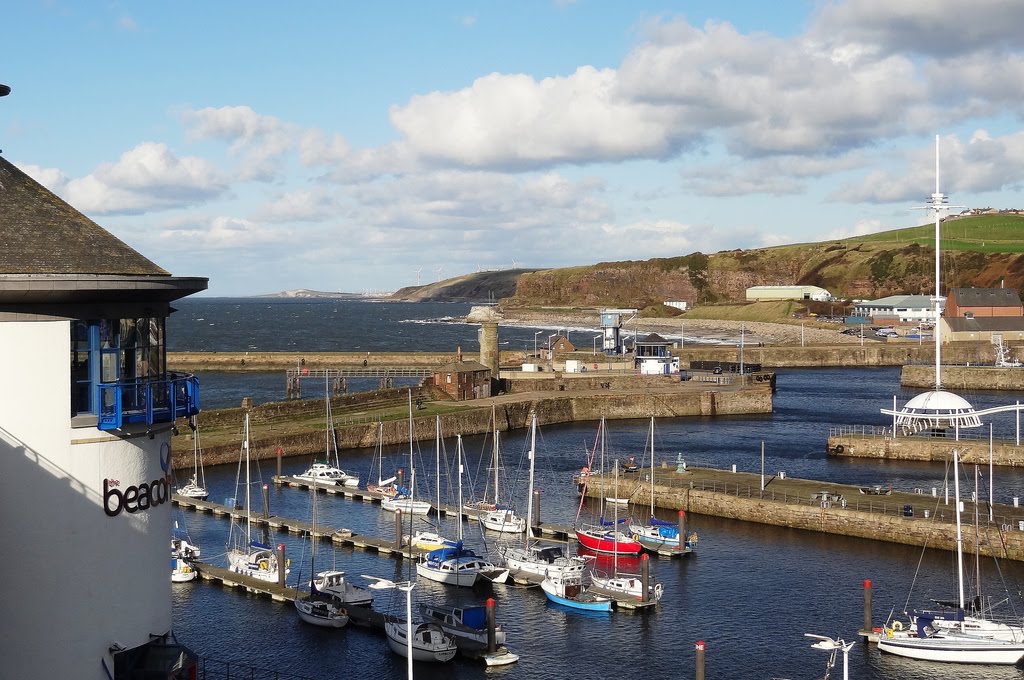 Clear Day in Harbour Whitehaven October 2011