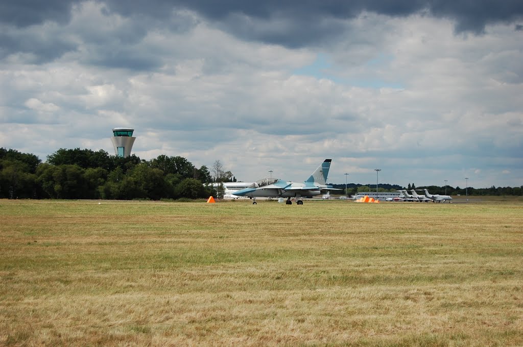 R A F Farnborough o=k