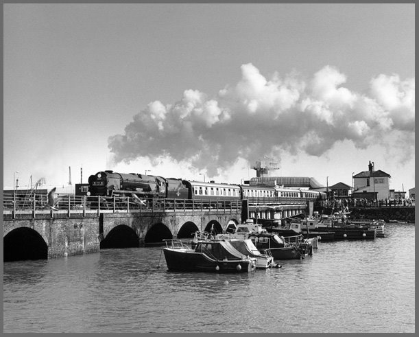 34027 Taw Valley, Folkestone Harbour