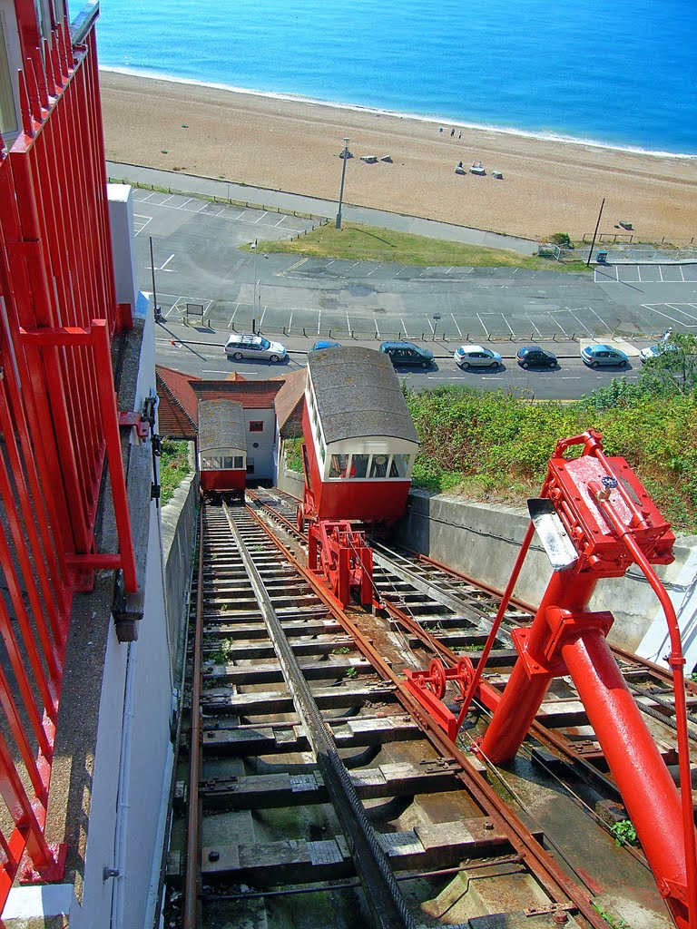 The Folkestone Leas Cliff waterbalanced Double Lift