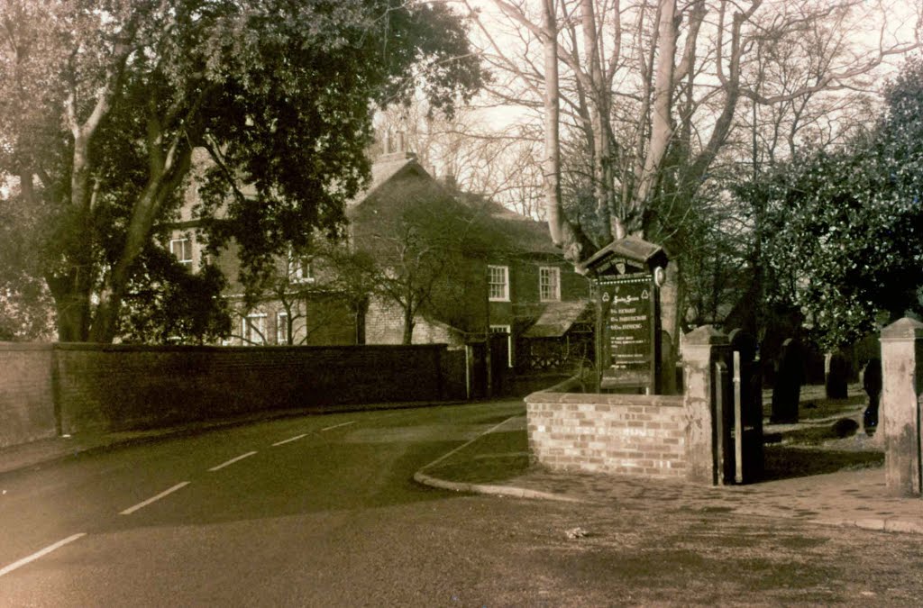 enterance to St Peters CE Formby