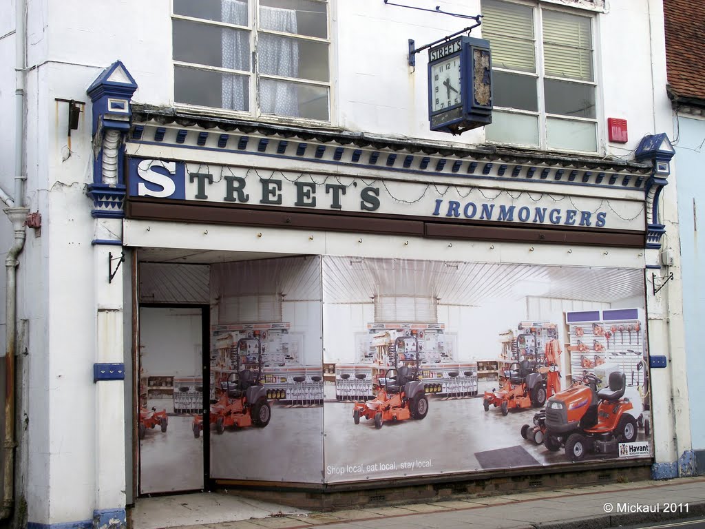 Streets Ironmongers, Havant, Hampshire, England. UK   www.mickaul.co.uk