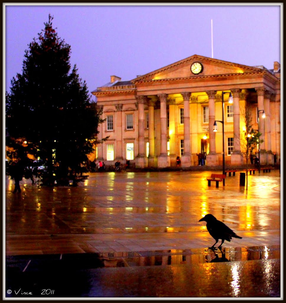 A wet morning outside the railway station.