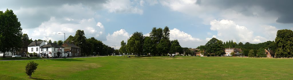 Harpenden from the common (August 2013)