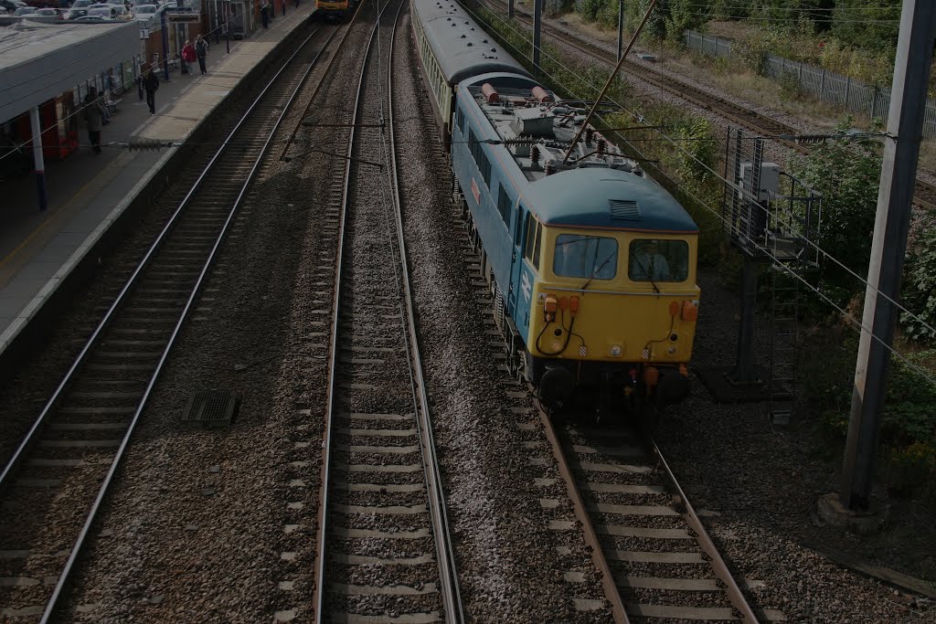 87002 heads the Modern Railways magazine charter on September 28, 2012