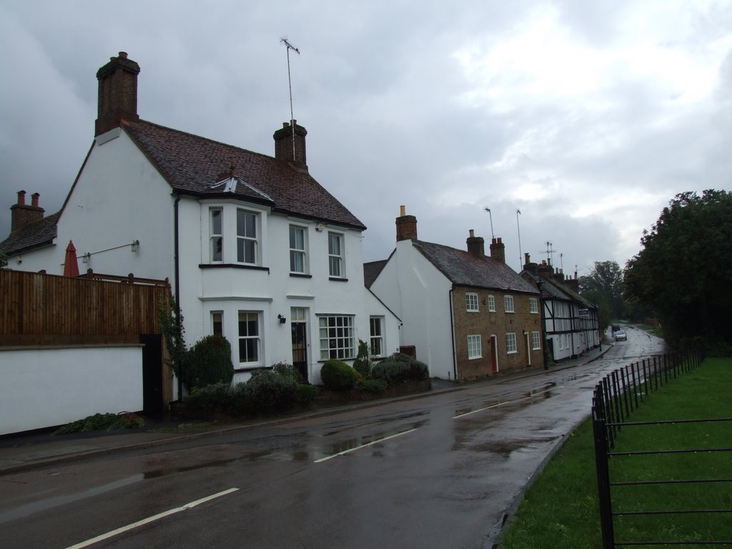 Cottages in Piccotts End