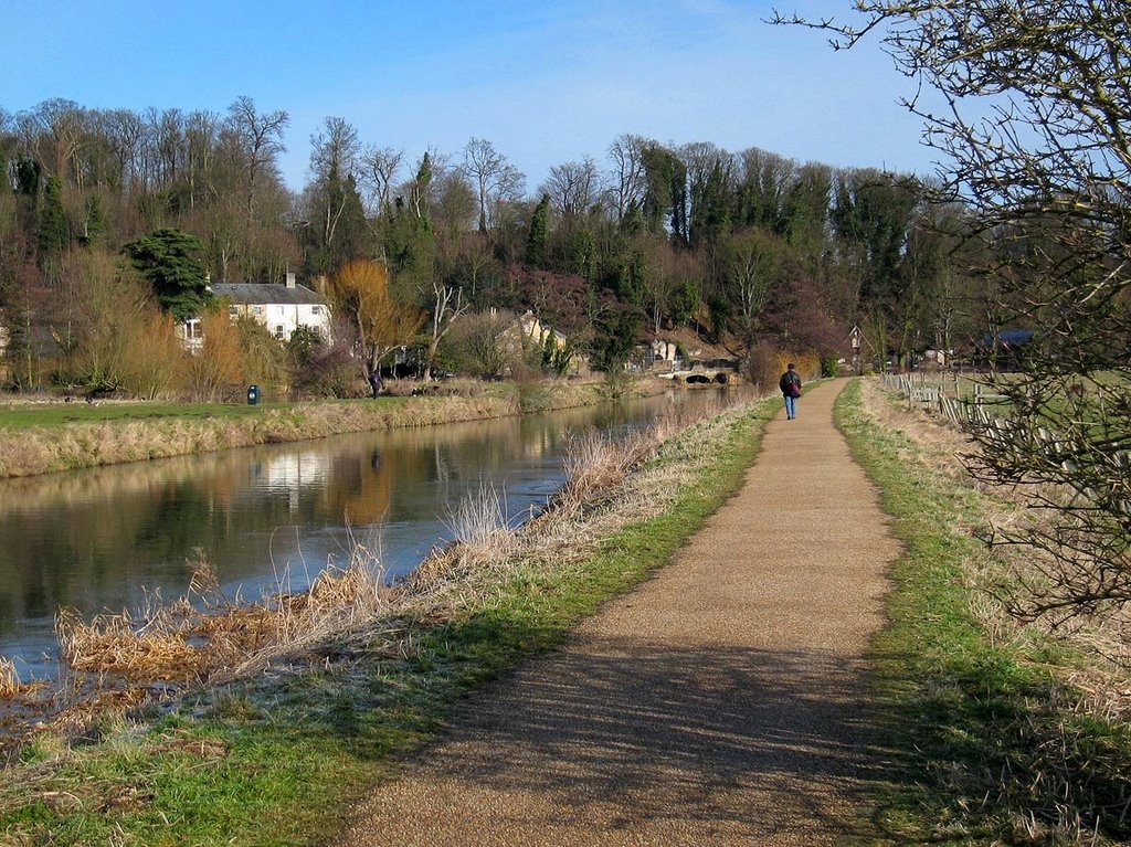 River Lea Path