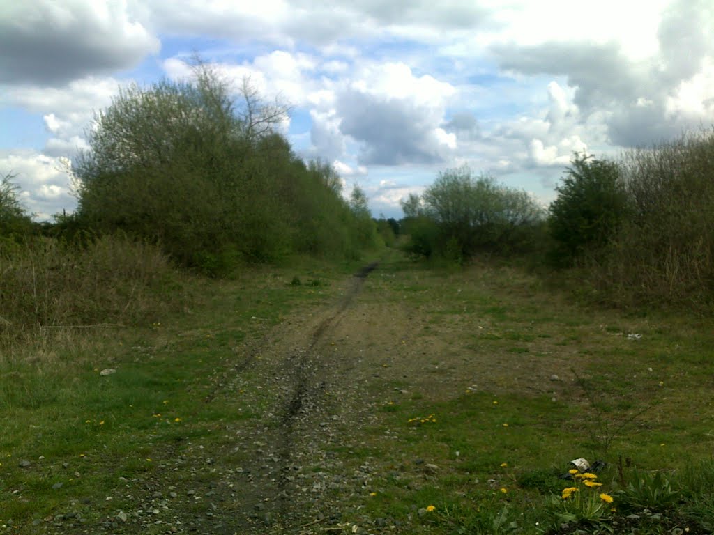 lkn E towards Hindley Green