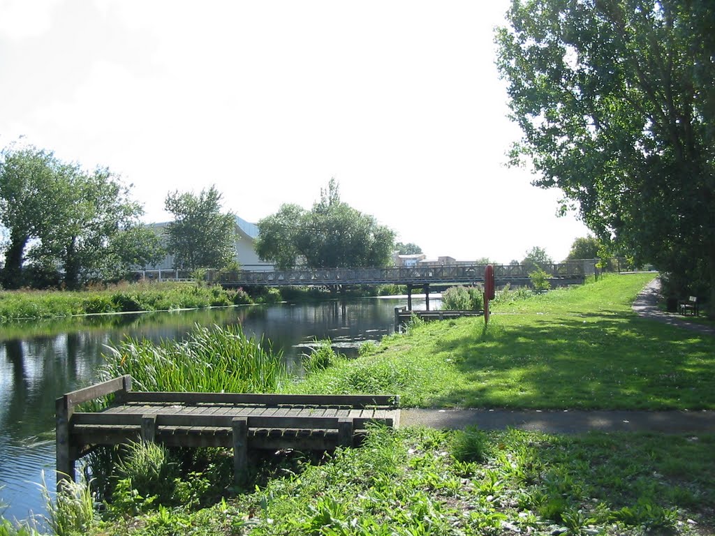 Approaching the bridge