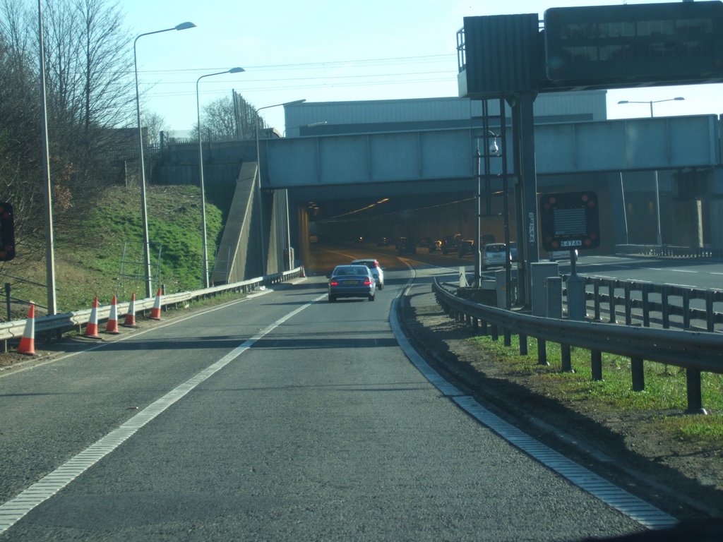 M25 Junction 25 Holmsdale Tunnel east