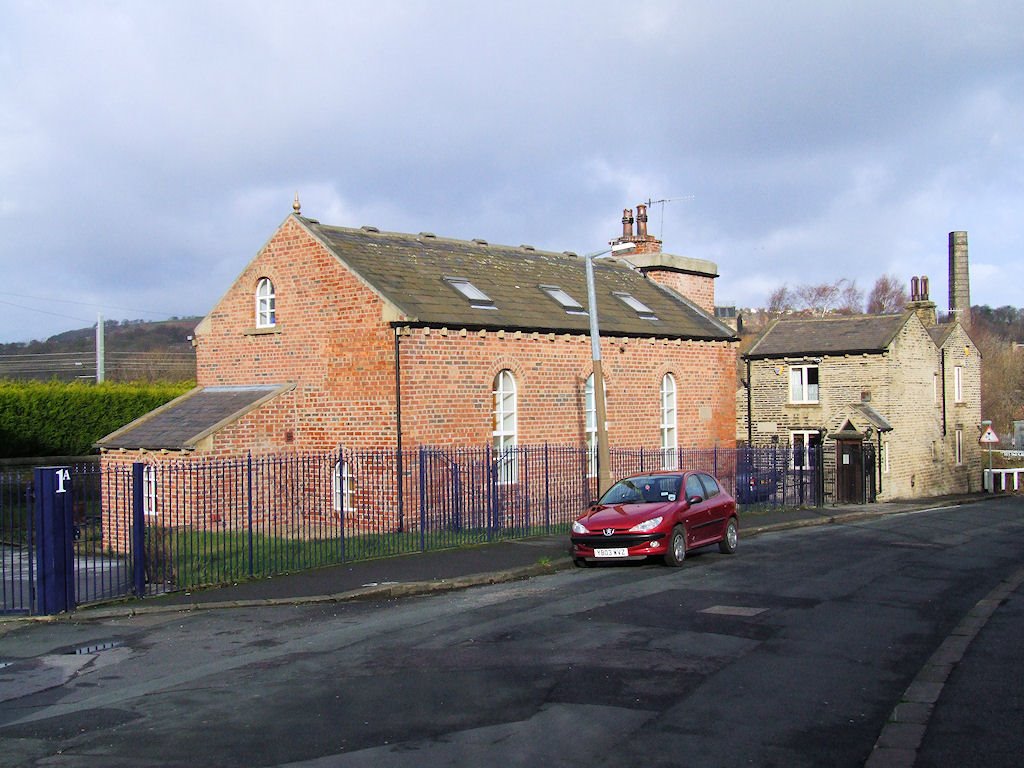 Bradford Canal pumping station (1872) and lock-keepers cottage (purportedly 1774 but more likely mid 19th C.)