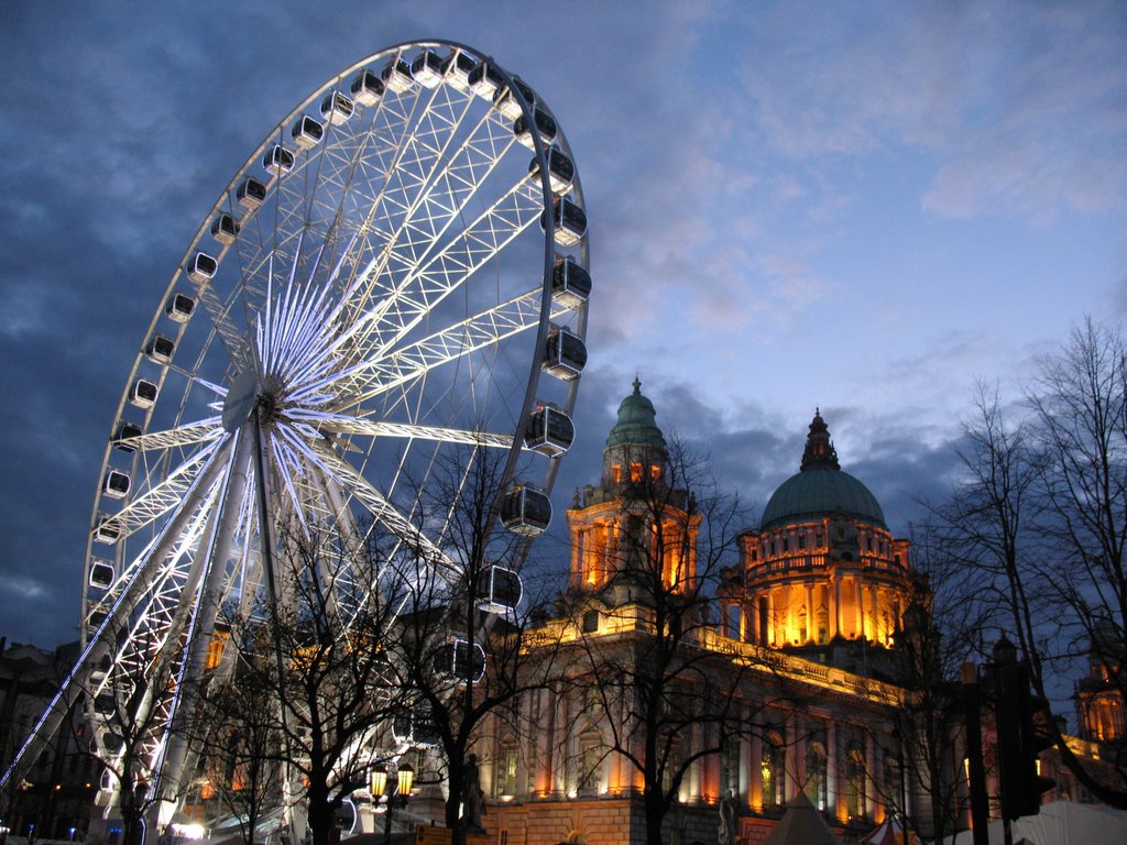 Donegall Square at dusk