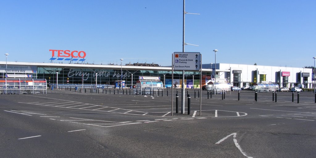 Broadfields Retail Park
