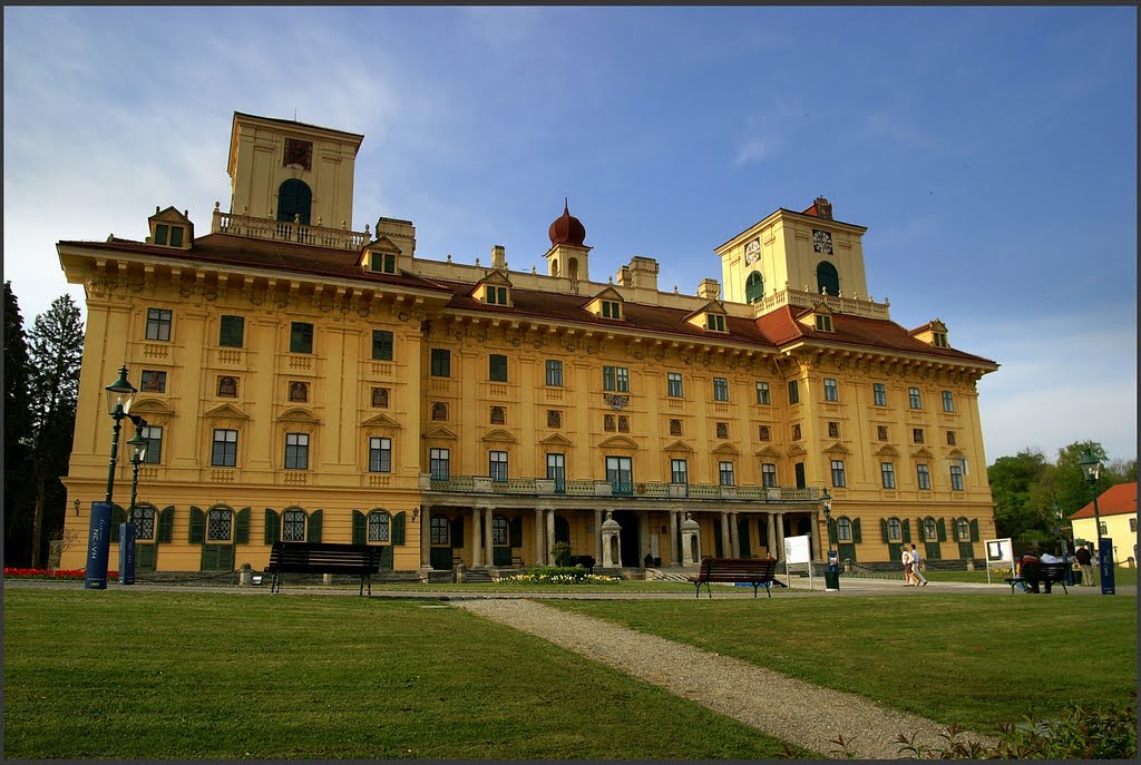 Eszterházy Kastély