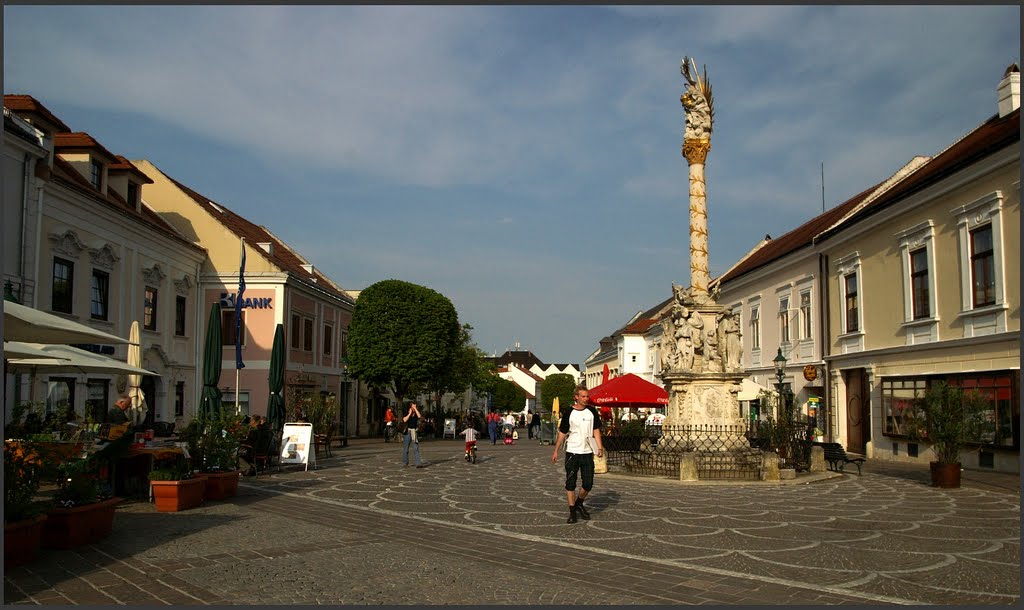 Szentháromság-szobor.