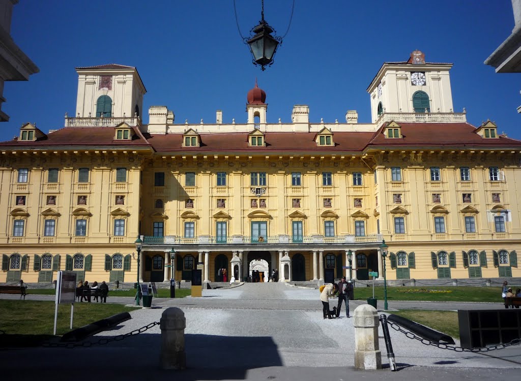 kismartoni Eszterházy kastély