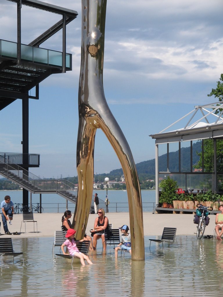 by Werner Rathai - Erfrischung bei der Seebühne Bregenz