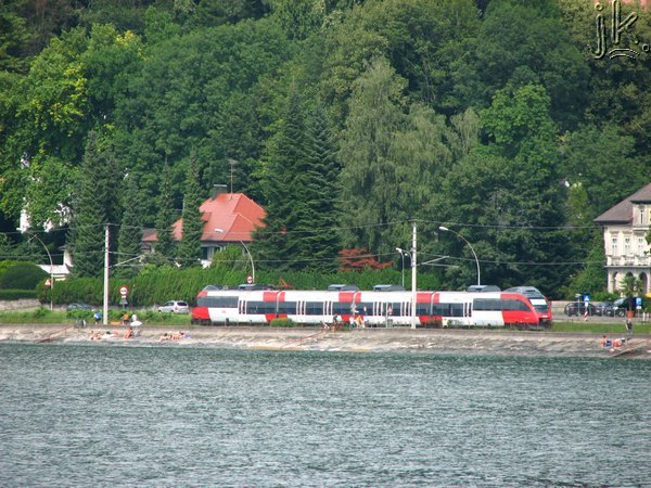 Nahverkehrszug zwischen Bregenz und Lindau