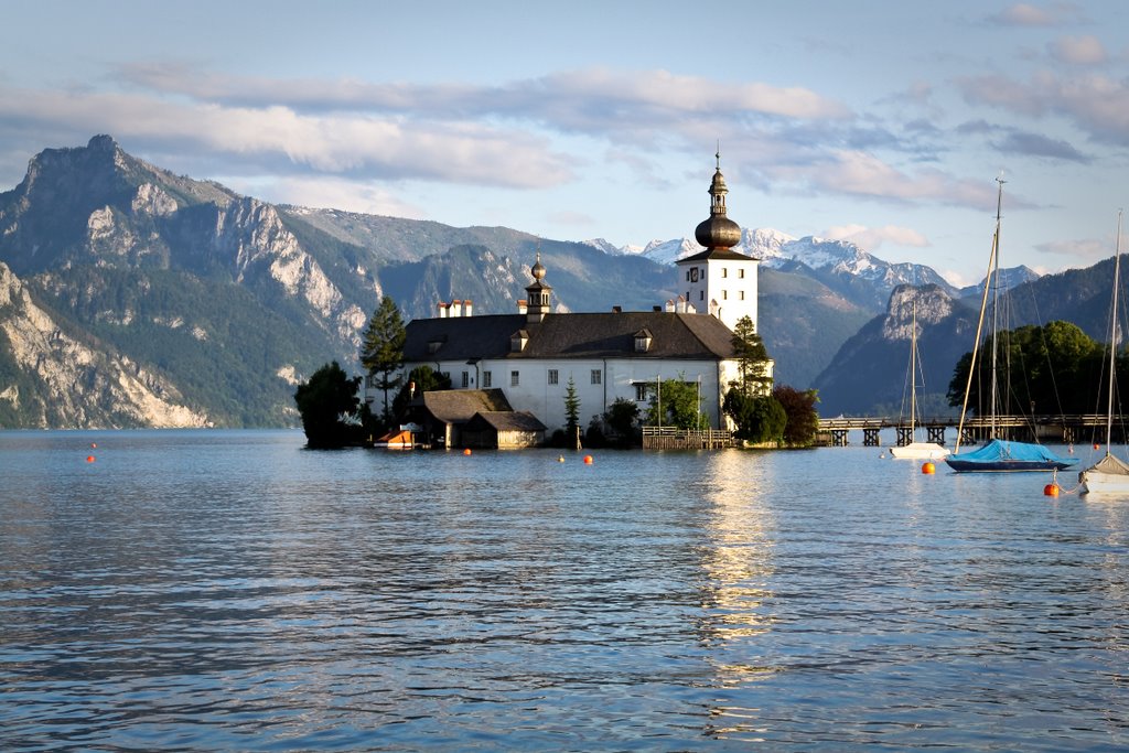 Schloss Orth and Traunsee before sunset