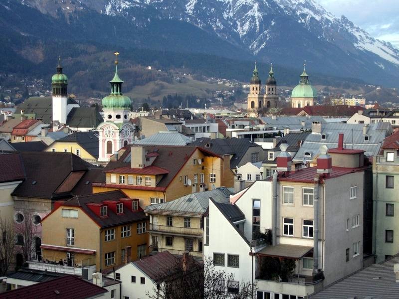 Innsbruck - Rathaus Galerien - Ausblick Richtung NO