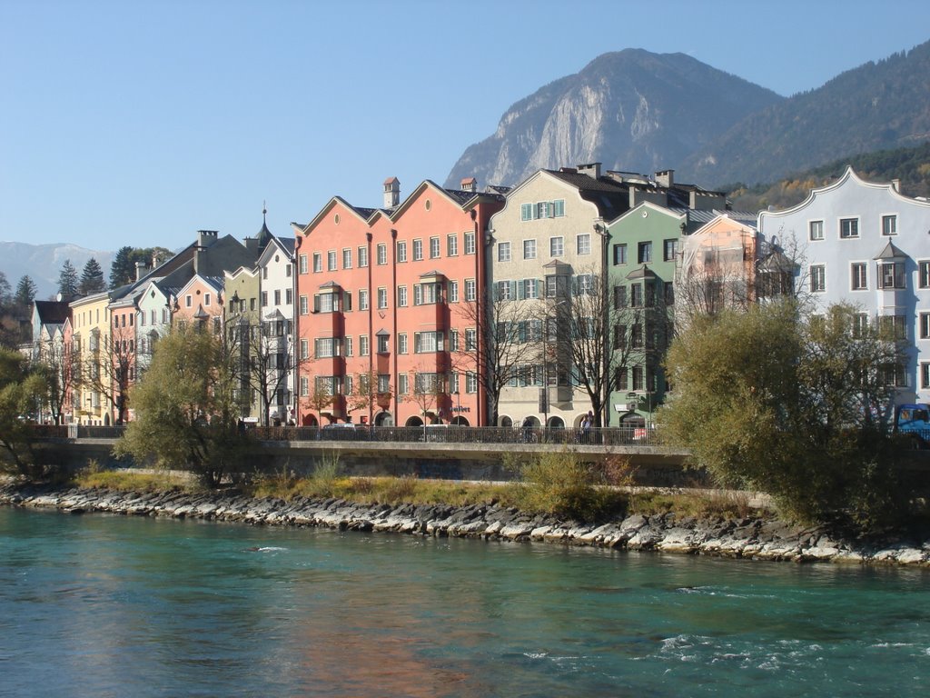 Palazzi del lungofiume Inn a Innsbruck - Austria