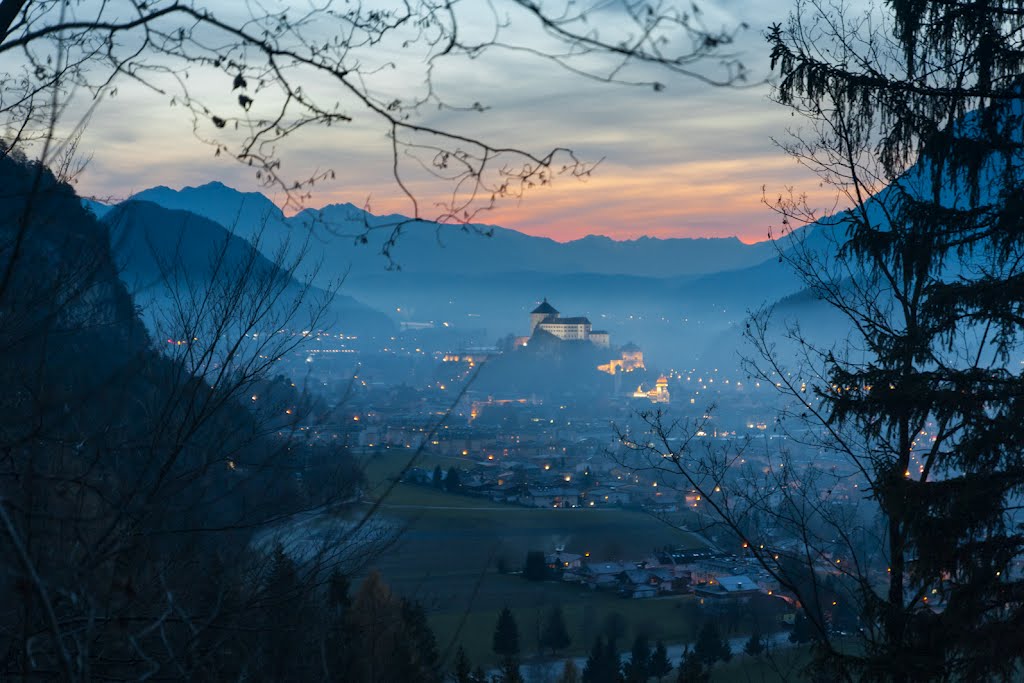 Festung Kufstein im letzten Abendlicht