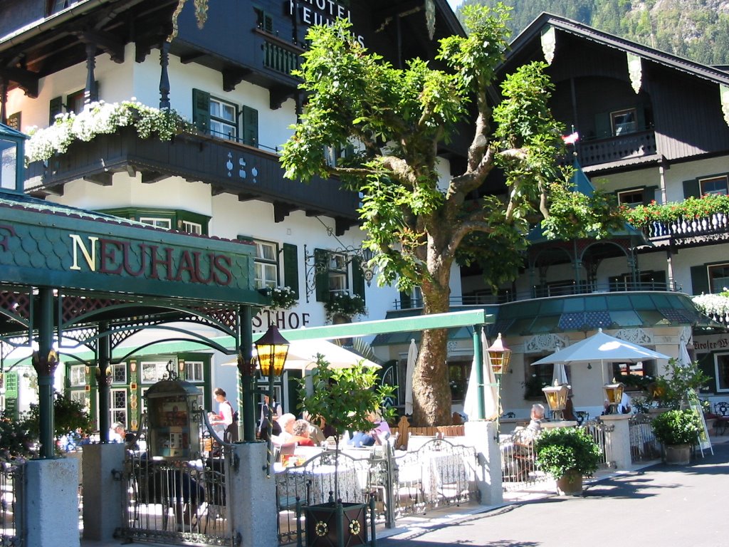Neuhaus hotel