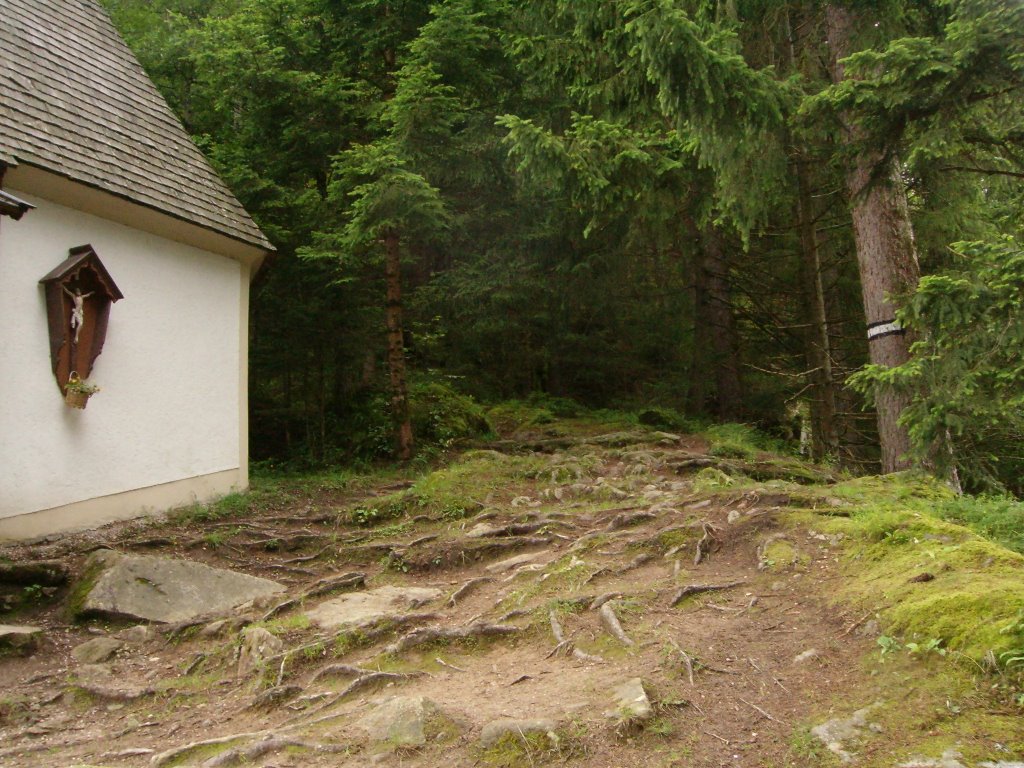 walk past the steinerkogel chapel