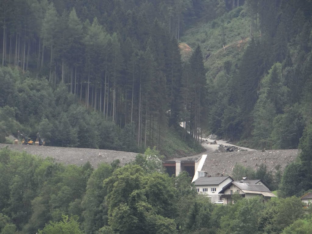 Trieben Neubau Hochwasserschutz Schwarzenbach 2013