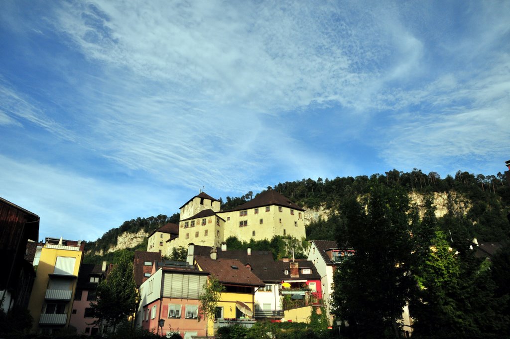 Feldkirch, die Schattenburg im Abendrot