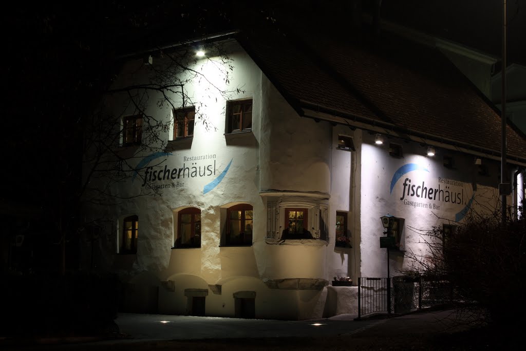 Restaurant Fischerhäusl at Night